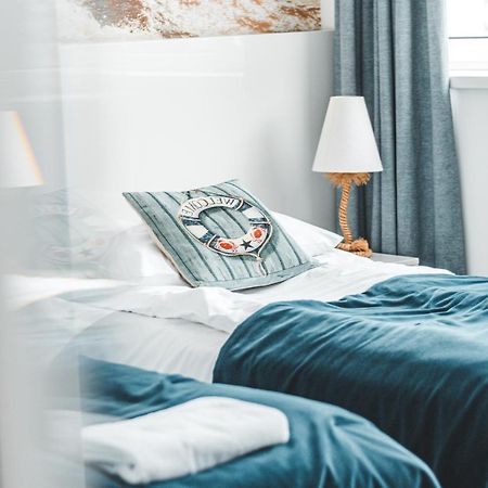 Blekitny Zagiel Aparthotel Gdynia Ngoại thất bức ảnh