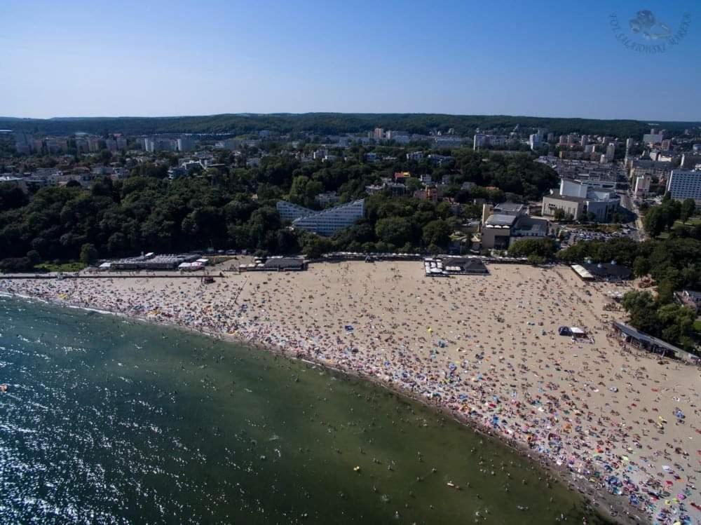Blekitny Zagiel Aparthotel Gdynia Ngoại thất bức ảnh