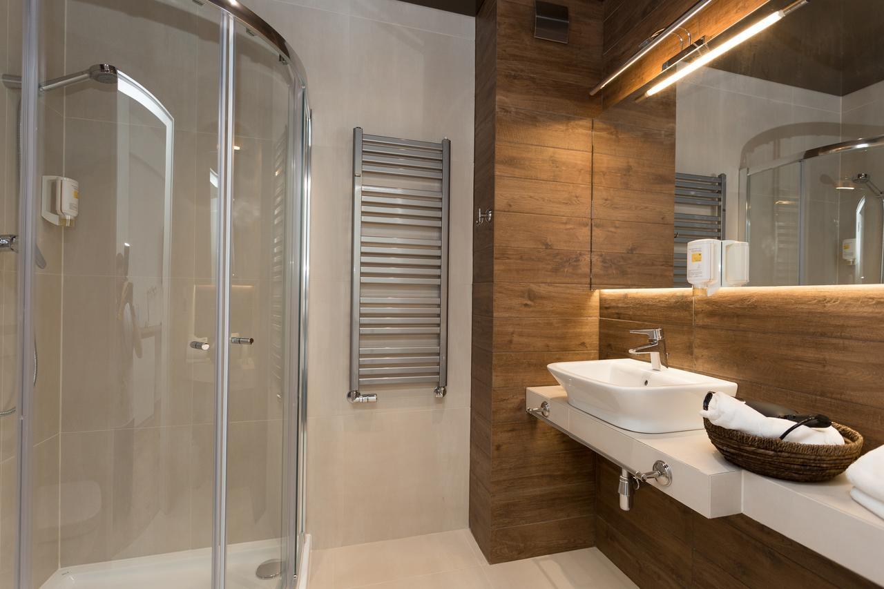 Blekitny Zagiel Aparthotel Gdynia Ngoại thất bức ảnh