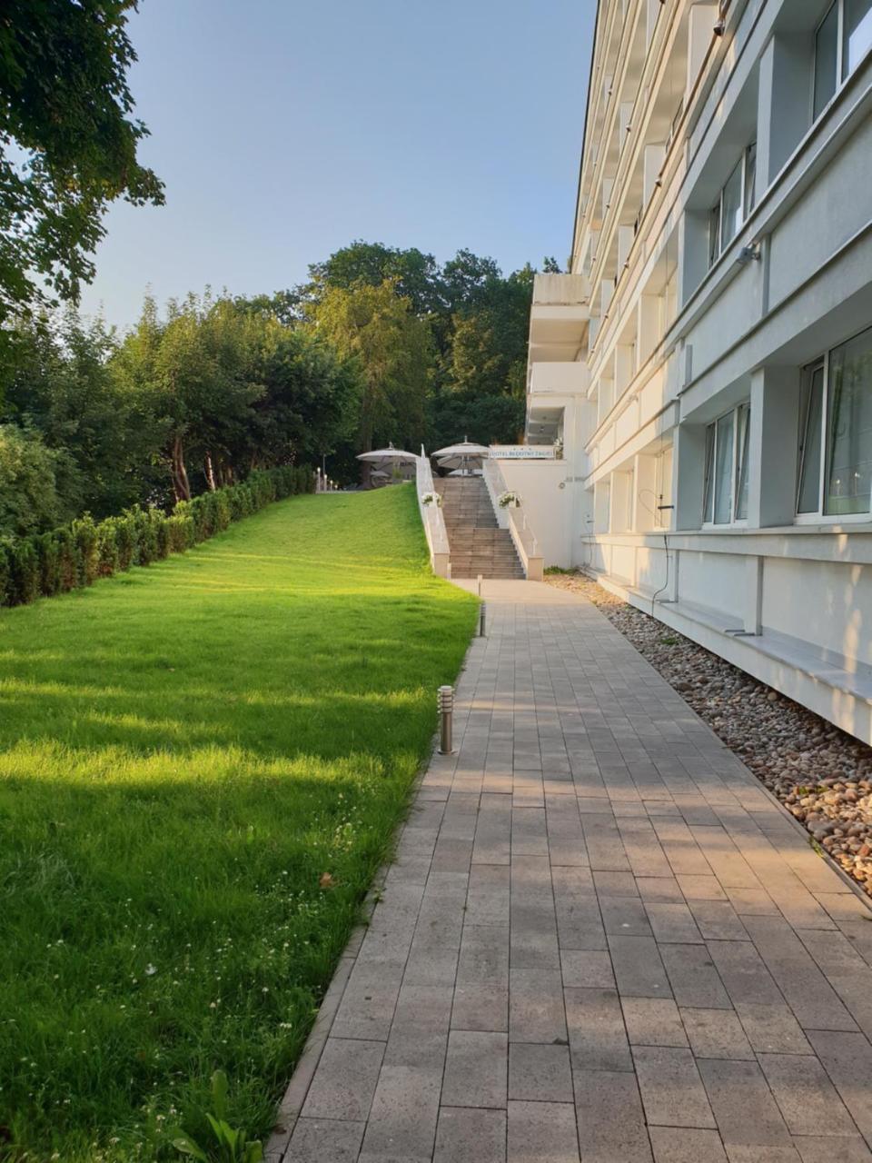 Blekitny Zagiel Aparthotel Gdynia Ngoại thất bức ảnh